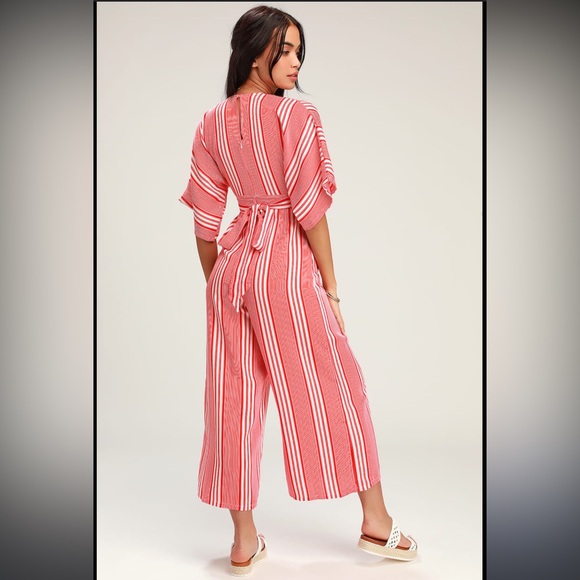 SOLD NWT Lulus Gone Coastal Red and White striped V-Neck Jumpsuit Size Small. - Picture 2 of 5